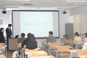 最初は座学的に